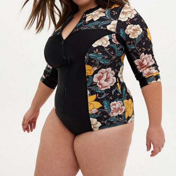 Torrid Active Wireless Long Sleeve Rashguard One Piece Swimsuit - Picture 2 of 5